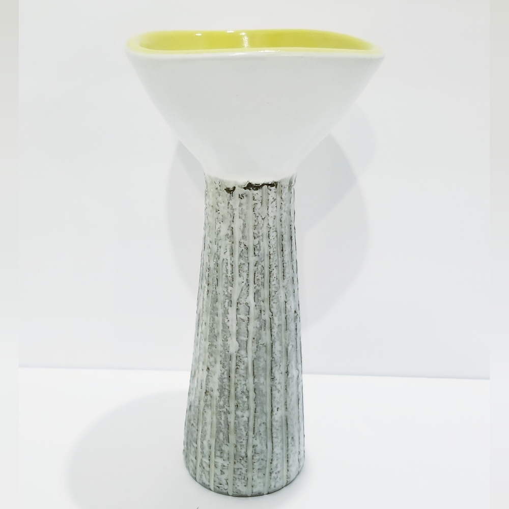 Mari Simmulson 1958 Trinidad from Upsala–Ekeby Sweden Vase 4364 - RARE Vintage